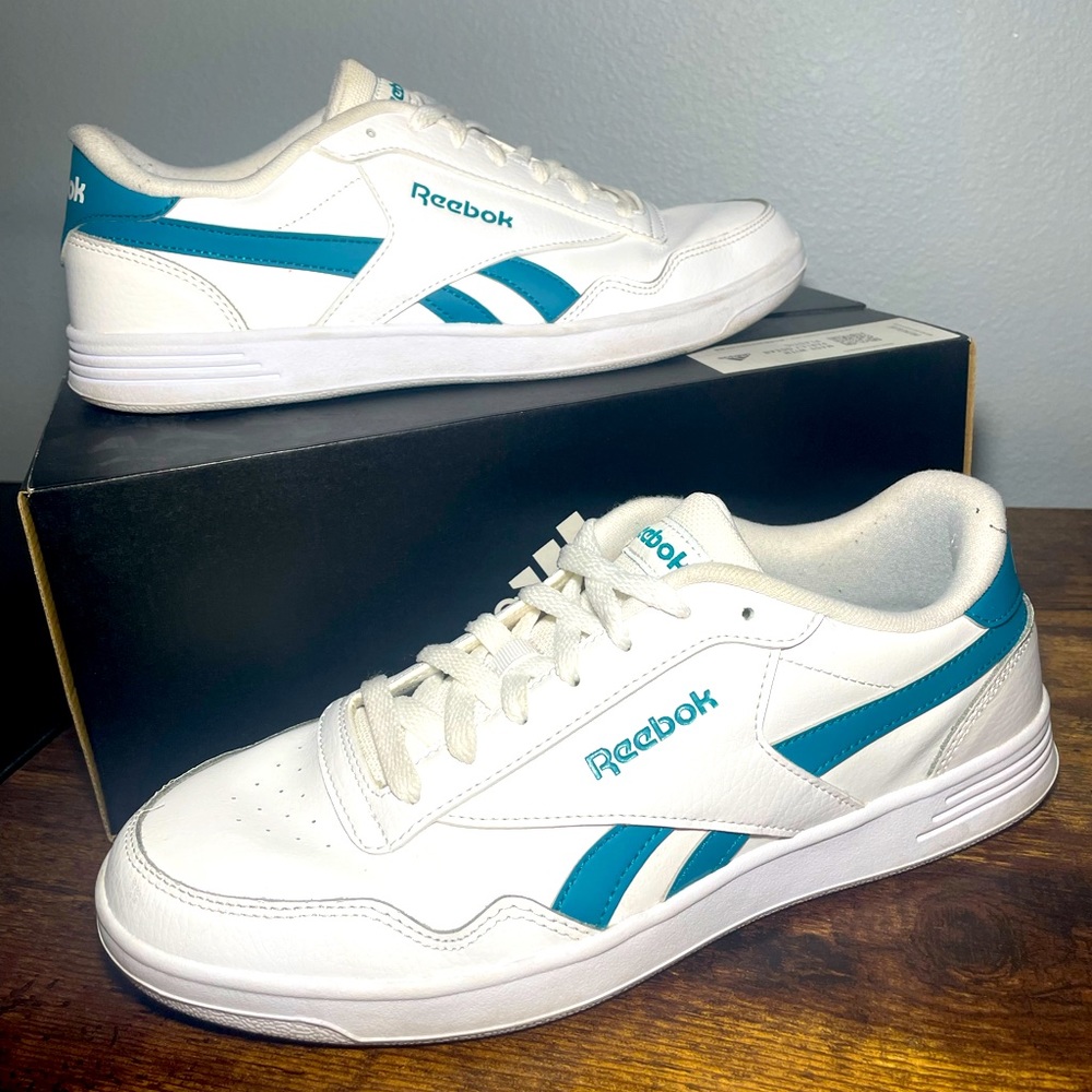 VINTAGE REEBOK CLUB SHOES